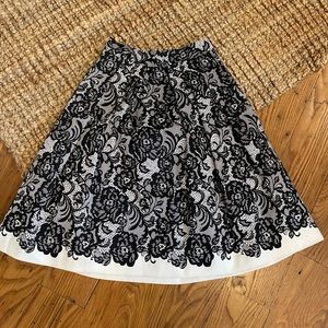 WHBM 00 skirt